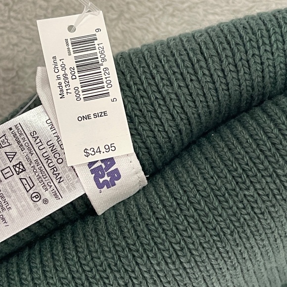 Kids Star Wars Beanie - Picture 5 of 9